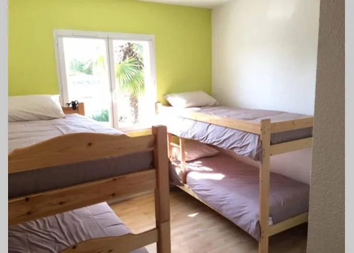 Paisible Maison Entre Plages, Lacs Et Bassin Villa